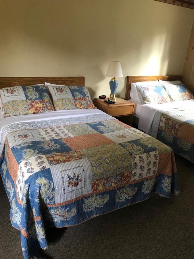Royal Motel Ironwood Εξωτερικό φωτογραφία